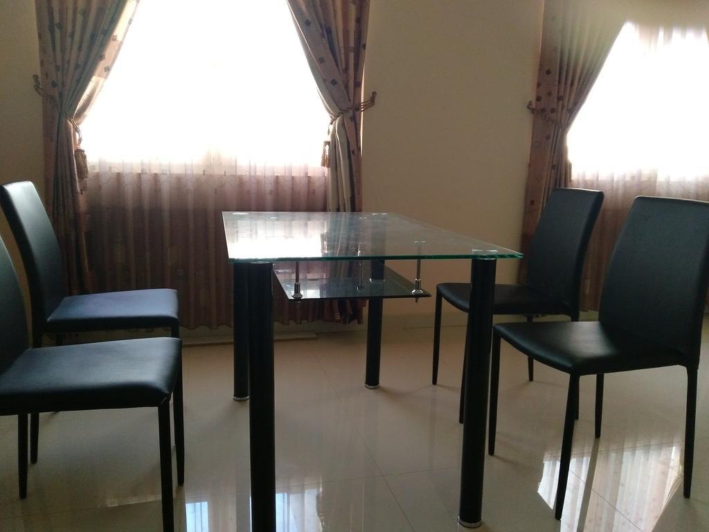 Jasmine Park Guest House เซอมารัง ภายนอก รูปภาพ