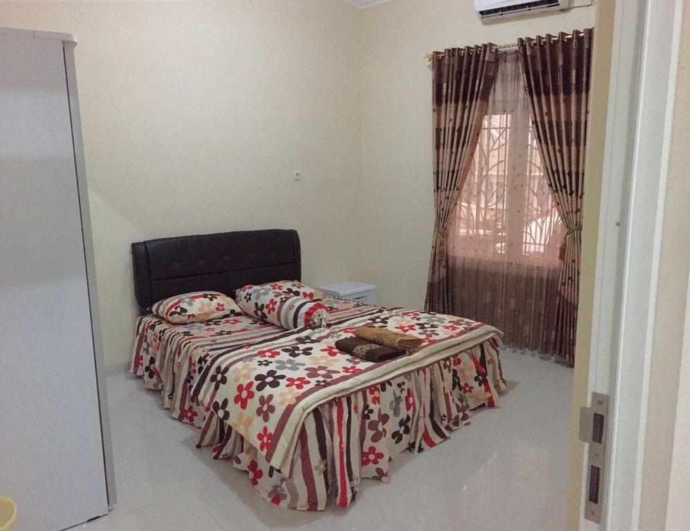 Jasmine Park Guest House เซอมารัง ภายนอก รูปภาพ